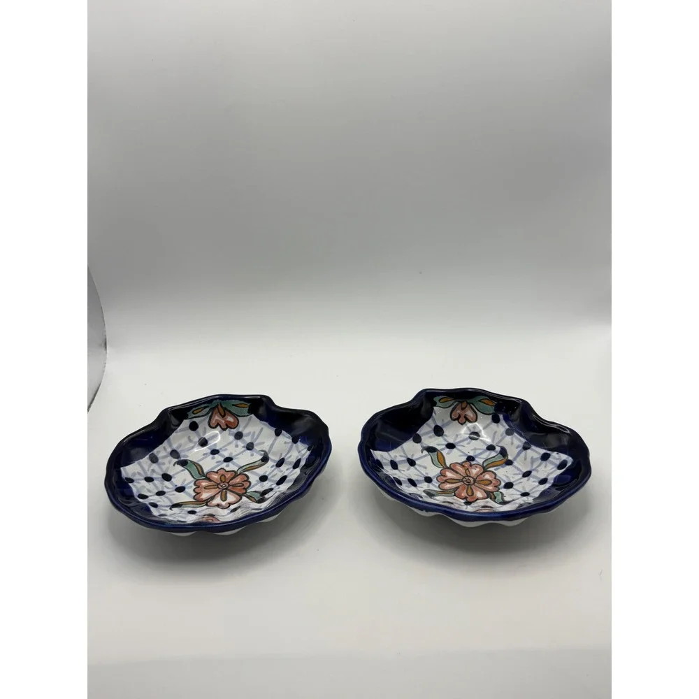 Talavera Mexican Pottery Shell Trinket Dishes‎ Hand Painted Blue Floral set of 2